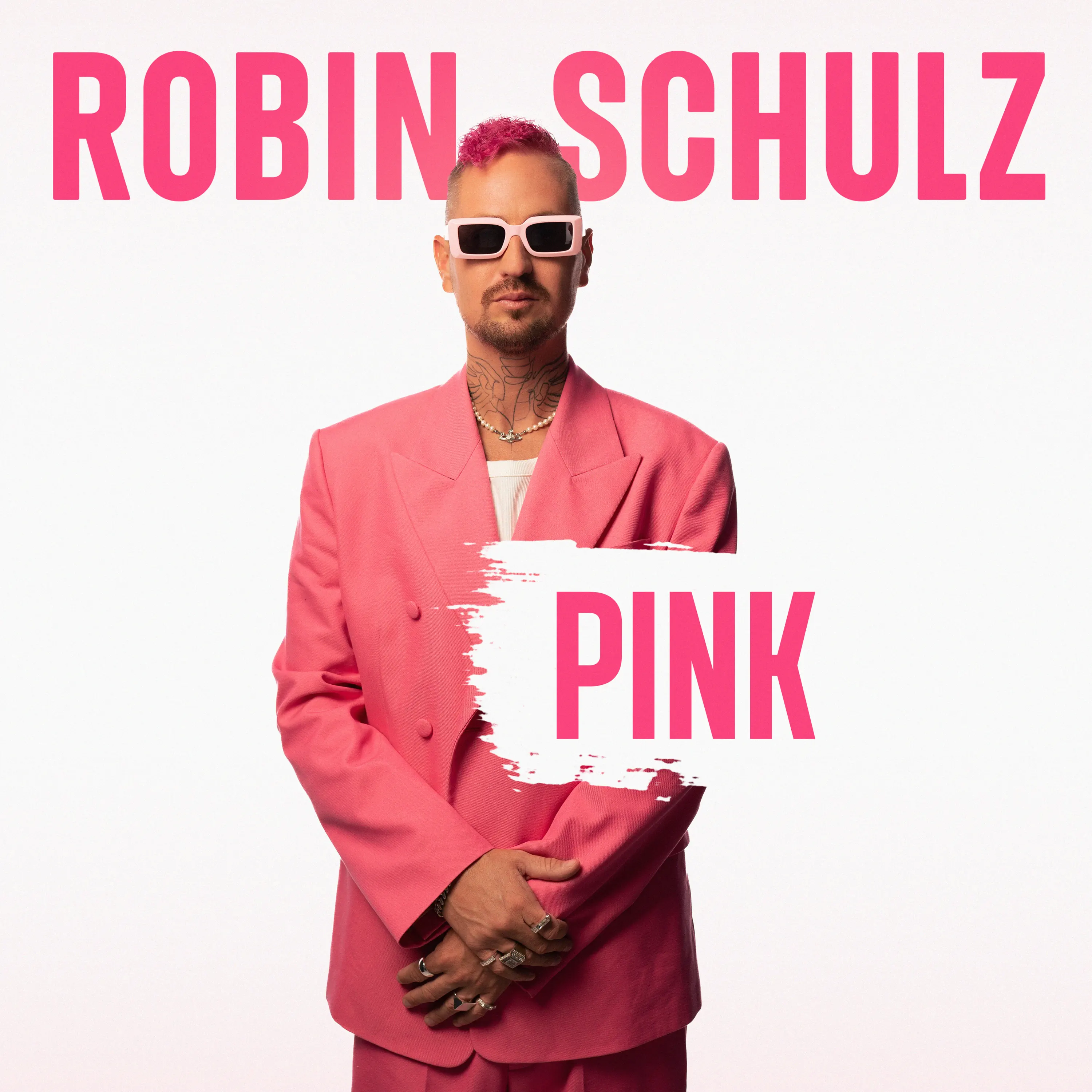 Обложка трека '<a class='player__link' href='/track/8272'>One With The Wolves</a> - <a class='player__link' href='/artist/id/2352'>Robin SCHULZ</a>'