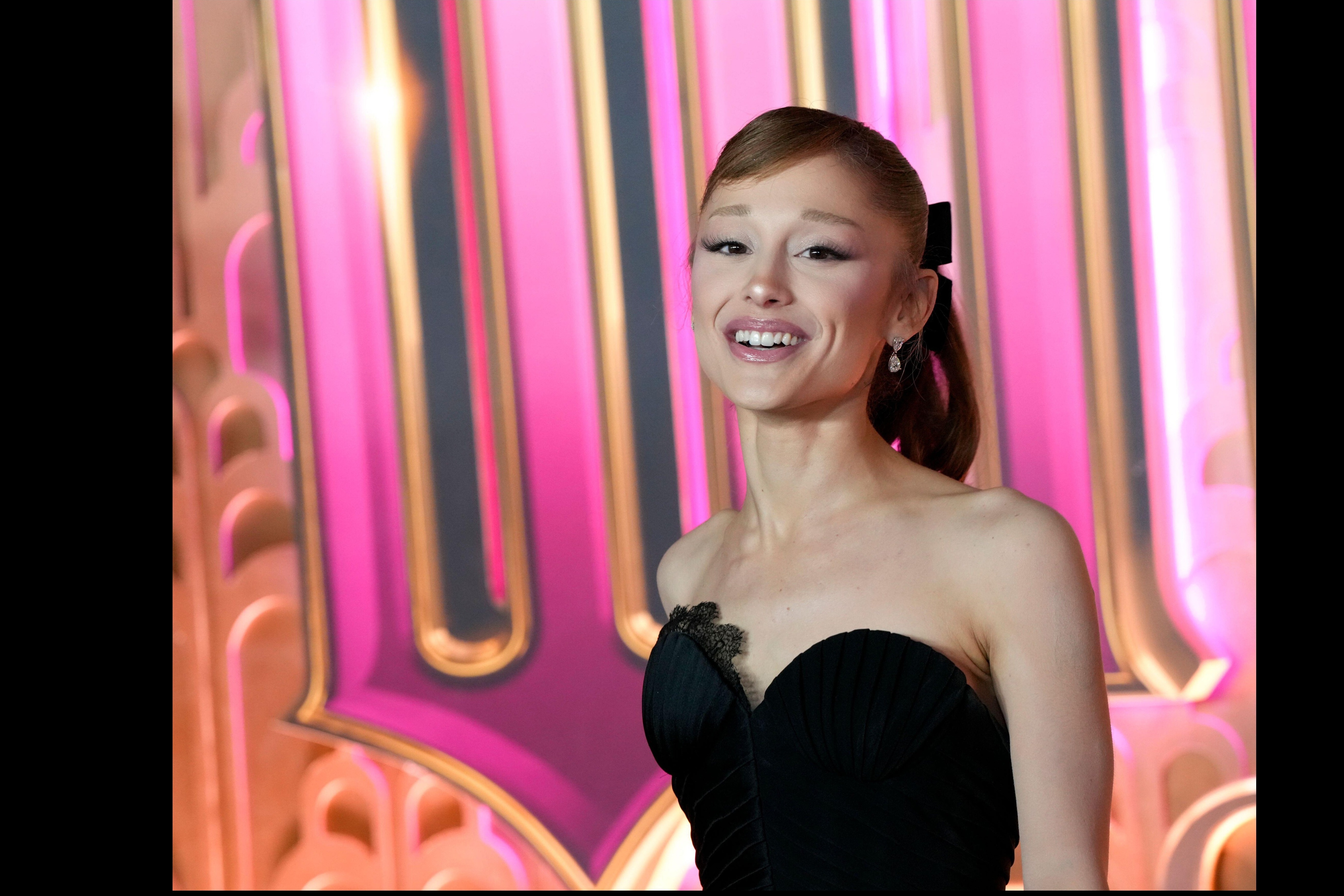 Перейти к новости "Ариана Гранде объявила тур 2026 года в поддержку 