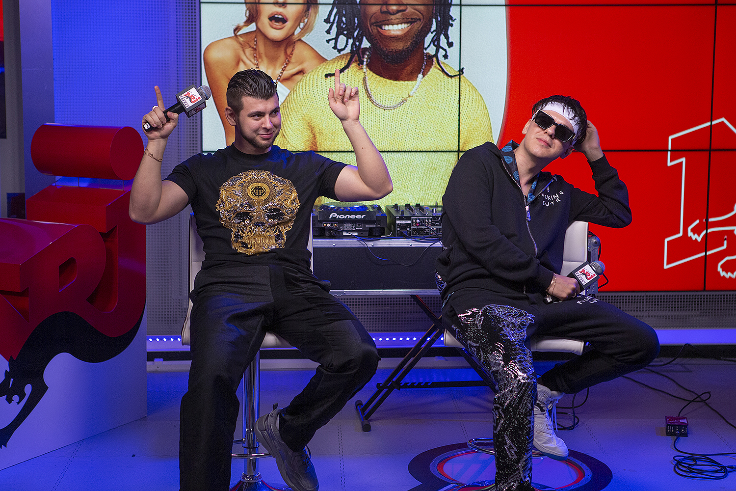 Перейти к фотоальбому "2023 - GAYAZOV$ BROTHER$ на Радио ENERGY"